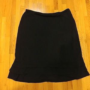 Black context skirt